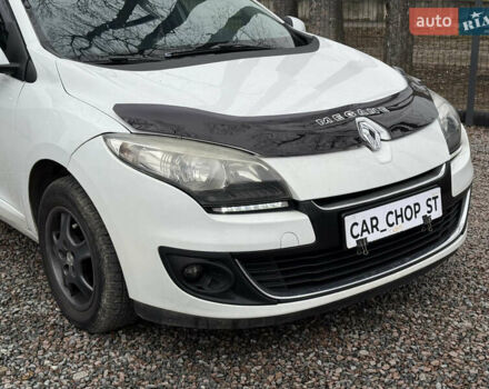 Белый Рено Меган, объемом двигателя 1.46 л и пробегом 271 тыс. км за 6500 $, фото 25 на Automoto.ua