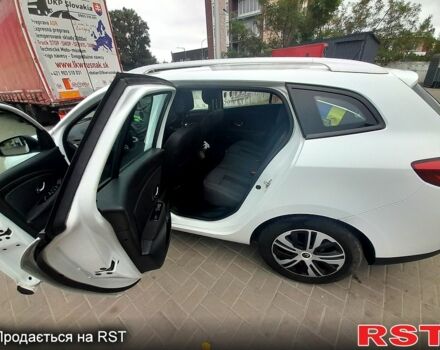 Белый Рено Меган, объемом двигателя 1.5 л и пробегом 301 тыс. км за 7550 $, фото 9 на Automoto.ua