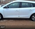 Белый Рено Меган, объемом двигателя 1.4 л и пробегом 18500 тыс. км за 7999 $, фото 4 на Automoto.ua