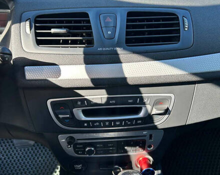 Белый Рено Меган, объемом двигателя 1.5 л и пробегом 277 тыс. км за 7700 $, фото 8 на Automoto.ua