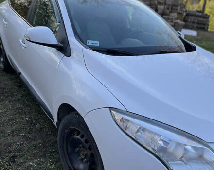 Білий Рено Меган, об'ємом двигуна 1.46 л та пробігом 297 тис. км за 7200 $, фото 31 на Automoto.ua