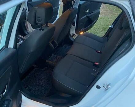 Білий Рено Меган, об'ємом двигуна 1.46 л та пробігом 244 тис. км за 8450 $, фото 9 на Automoto.ua