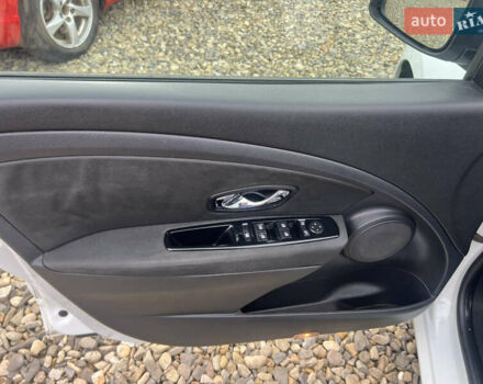 Белый Рено Меган, объемом двигателя 1.46 л и пробегом 255 тыс. км за 6500 $, фото 11 на Automoto.ua