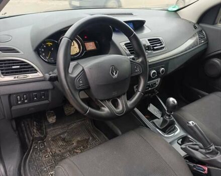 Белый Рено Меган, объемом двигателя 1.46 л и пробегом 292 тыс. км за 6500 $, фото 9 на Automoto.ua