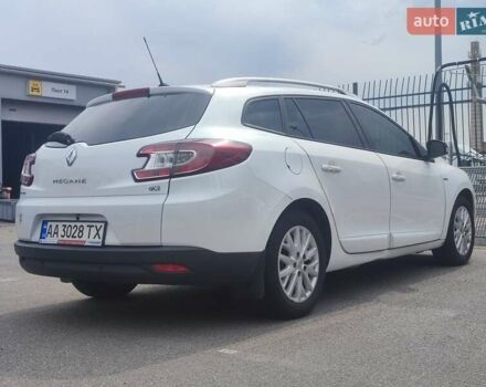 Белый Рено Меган, объемом двигателя 1.46 л и пробегом 266 тыс. км за 8000 $, фото 8 на Automoto.ua