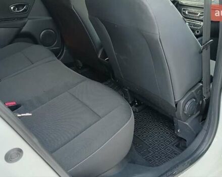 Белый Рено Меган, объемом двигателя 1.5 л и пробегом 216 тыс. км за 7800 $, фото 10 на Automoto.ua