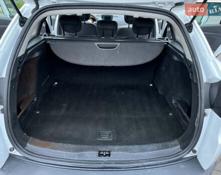 Білий Рено Меган, об'ємом двигуна 1.5 л та пробігом 250 тис. км за 7900 $, фото 18 на Automoto.ua