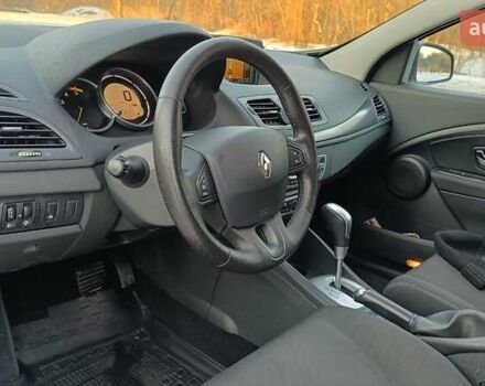 Белый Рено Меган, объемом двигателя 1.5 л и пробегом 216 тыс. км за 7800 $, фото 12 на Automoto.ua