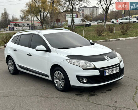 Белый Рено Меган, объемом двигателя 1.5 л и пробегом 231 тыс. км за 6800 $, фото 8 на Automoto.ua