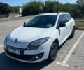 Білий Рено Меган, об'ємом двигуна 1.46 л та пробігом 242 тис. км за 9200 $, фото 1 на Automoto.ua
