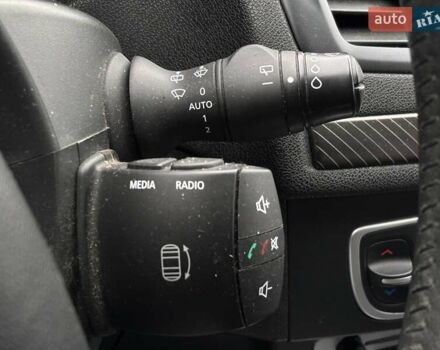 Білий Рено Меган, об'ємом двигуна 1.46 л та пробігом 265 тис. км за 6990 $, фото 38 на Automoto.ua