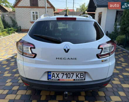 Белый Рено Меган, объемом двигателя 1.6 л и пробегом 208 тыс. км за 8800 $, фото 5 на Automoto.ua