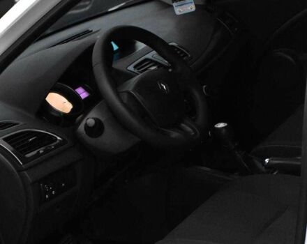 Белый Рено Меган, объемом двигателя 1.5 л и пробегом 231 тыс. км за 6950 $, фото 6 на Automoto.ua