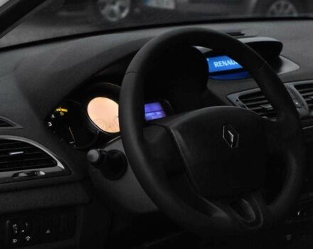 Белый Рено Меган, объемом двигателя 1.5 л и пробегом 231 тыс. км за 6950 $, фото 7 на Automoto.ua