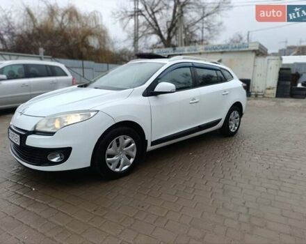 Белый Рено Меган, объемом двигателя 1.46 л и пробегом 292 тыс. км за 6500 $, фото 1 на Automoto.ua