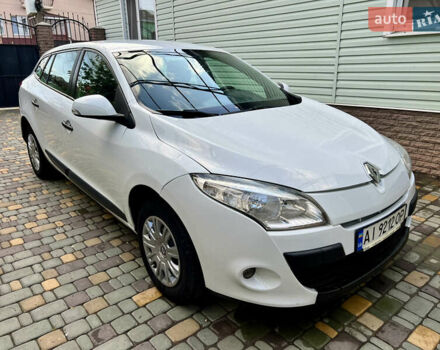 Білий Рено Меган, об'ємом двигуна 1.5 л та пробігом 95 тис. км за 6300 $, фото 4 на Automoto.ua