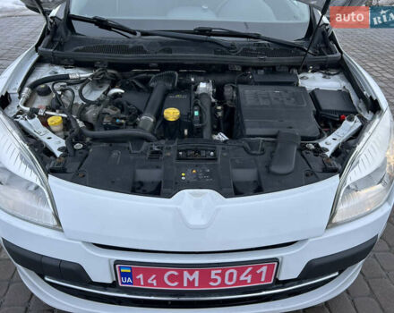 Білий Рено Меган, об'ємом двигуна 1.5 л та пробігом 248 тис. км за 7600 $, фото 15 на Automoto.ua