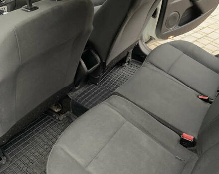 Білий Рено Меган, об'ємом двигуна 1.5 л та пробігом 264 тис. км за 7650 $, фото 8 на Automoto.ua