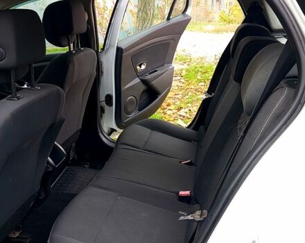 Белый Рено Меган, объемом двигателя 1.5 л и пробегом 267 тыс. км за 6499 $, фото 2 на Automoto.ua