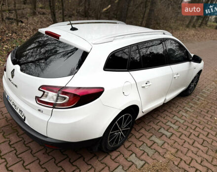 Білий Рено Меган, об'ємом двигуна 1.5 л та пробігом 260 тис. км за 8000 $, фото 6 на Automoto.ua
