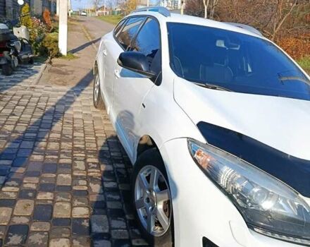 Белый Рено Меган, объемом двигателя 1.5 л и пробегом 217 тыс. км за 7000 $, фото 1 на Automoto.ua