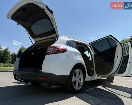 Белый Рено Меган, объемом двигателя 1.5 л и пробегом 225 тыс. км за 7699 $, фото 63 на Automoto.ua