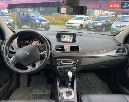 Белый Рено Меган, объемом двигателя 1.5 л и пробегом 240 тыс. км за 8190 $, фото 35 на Automoto.ua