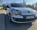 Белый Рено Меган, объемом двигателя 1.5 л и пробегом 284 тыс. км за 8500 $, фото 2 на Automoto.ua