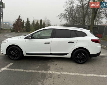 Білий Рено Меган, об'ємом двигуна 1.6 л та пробігом 235 тис. км за 7500 $, фото 12 на Automoto.ua