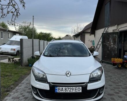 Белый Рено Меган, объемом двигателя 1.5 л и пробегом 300 тыс. км за 6500 $, фото 1 на Automoto.ua
