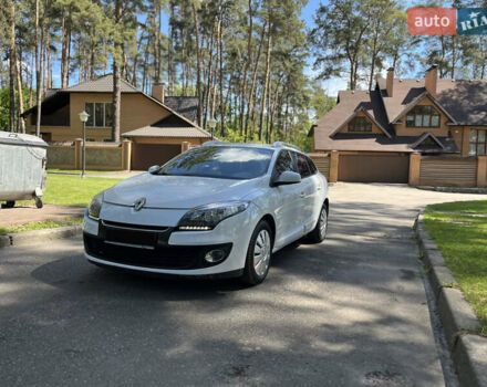 Білий Рено Меган, об'ємом двигуна 1.5 л та пробігом 210 тис. км за 6200 $, фото 3 на Automoto.ua