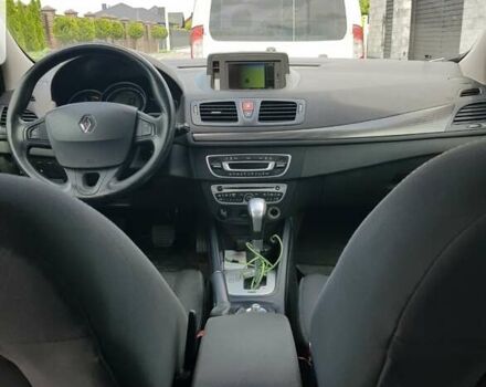 Білий Рено Меган, об'ємом двигуна 1.46 л та пробігом 288 тис. км за 6900 $, фото 4 на Automoto.ua