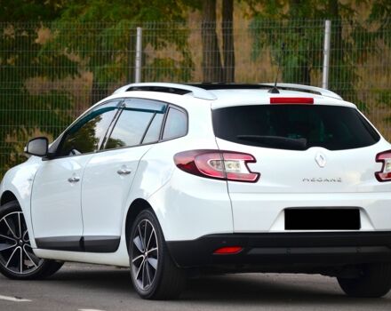 Белый Рено Меган, объемом двигателя 1.5 л и пробегом 162 тыс. км за 8555 $, фото 5 на Automoto.ua