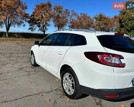 Белый Рено Меган, объемом двигателя 1.5 л и пробегом 277 тыс. км за 7700 $, фото 4 на Automoto.ua