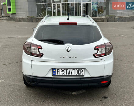 Белый Рено Меган, объемом двигателя 1.5 л и пробегом 231 тыс. км за 6800 $, фото 9 на Automoto.ua