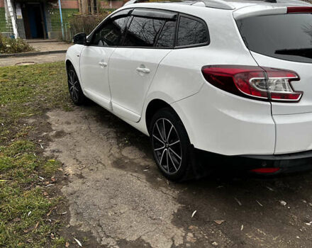 Белый Рено Меган, объемом двигателя 1.6 л и пробегом 237 тыс. км за 7800 $, фото 3 на Automoto.ua