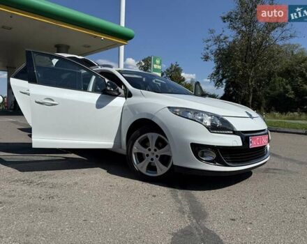 Белый Рено Меган, объемом двигателя 1.5 л и пробегом 225 тыс. км за 7699 $, фото 45 на Automoto.ua