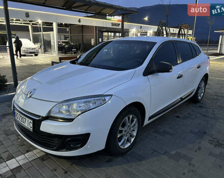 Білий Рено Меган, об'ємом двигуна 1.46 л та пробігом 304 тис. км за 6499 $, фото 1 на Automoto.ua