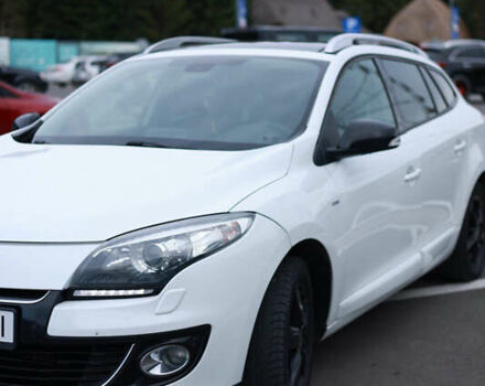Рено Меган 2012 в Калуше на Automoto.ua Белый Рено Меган, объемом двигателя 1.5 л и пробегом 315 тыс. км за 8499 $, фото 5 на Automoto.ua