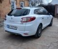 Белый Рено Меган, объемом двигателя 1.5 л и пробегом 270 тыс. км за 8700 $, фото 2 на Automoto.ua