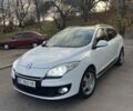 Белый Рено Меган, объемом двигателя 1.5 л и пробегом 310 тыс. км за 7800 $, фото 1 на Automoto.ua
