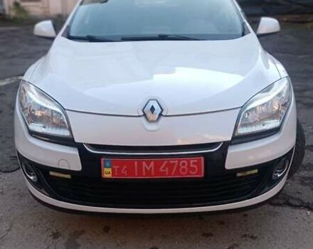 Белый Рено Меган, объемом двигателя 1.5 л и пробегом 265 тыс. км за 6900 $, фото 3 на Automoto.ua