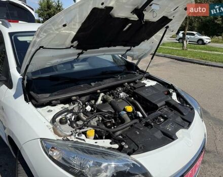 Белый Рено Меган, объемом двигателя 1.5 л и пробегом 225 тыс. км за 7699 $, фото 105 на Automoto.ua