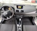 Белый Рено Меган, объемом двигателя 1.5 л и пробегом 250 тыс. км за 6700 $, фото 42 на Automoto.ua