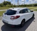 Белый Рено Меган, объемом двигателя 1.6 л и пробегом 228 тыс. км за 8100 $, фото 2 на Automoto.ua