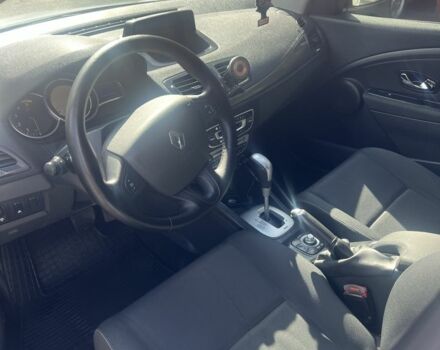 Белый Рено Меган, объемом двигателя 1.5 л и пробегом 240 тыс. км за 8000 $, фото 7 на Automoto.ua