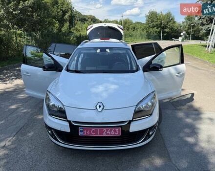 Белый Рено Меган, объемом двигателя 1.5 л и пробегом 225 тыс. км за 7699 $, фото 117 на Automoto.ua