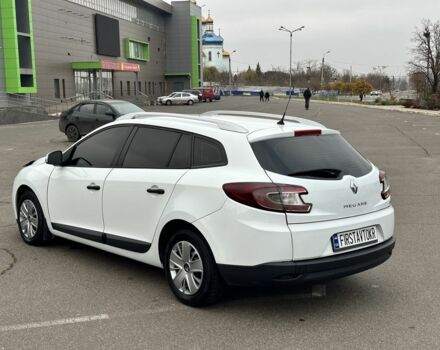 Белый Рено Меган, объемом двигателя 1.5 л и пробегом 231 тыс. км за 6500 $, фото 4 на Automoto.ua