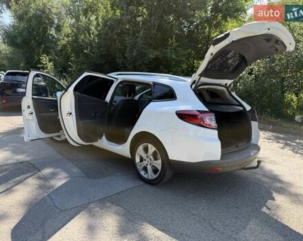 Белый Рено Меган, объемом двигателя 1.5 л и пробегом 225 тыс. км за 7699 $, фото 120 на Automoto.ua