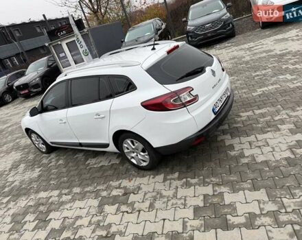 Белый Рено Меган, объемом двигателя 1.46 л и пробегом 306 тыс. км за 7200 $, фото 8 на Automoto.ua